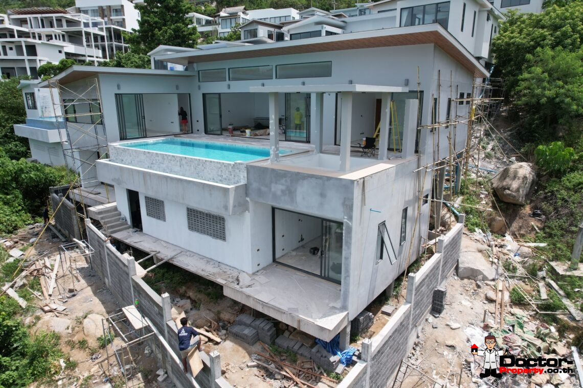 4 Bedroom Pool Villa with Seaview in Chaweng Noi – For Sale